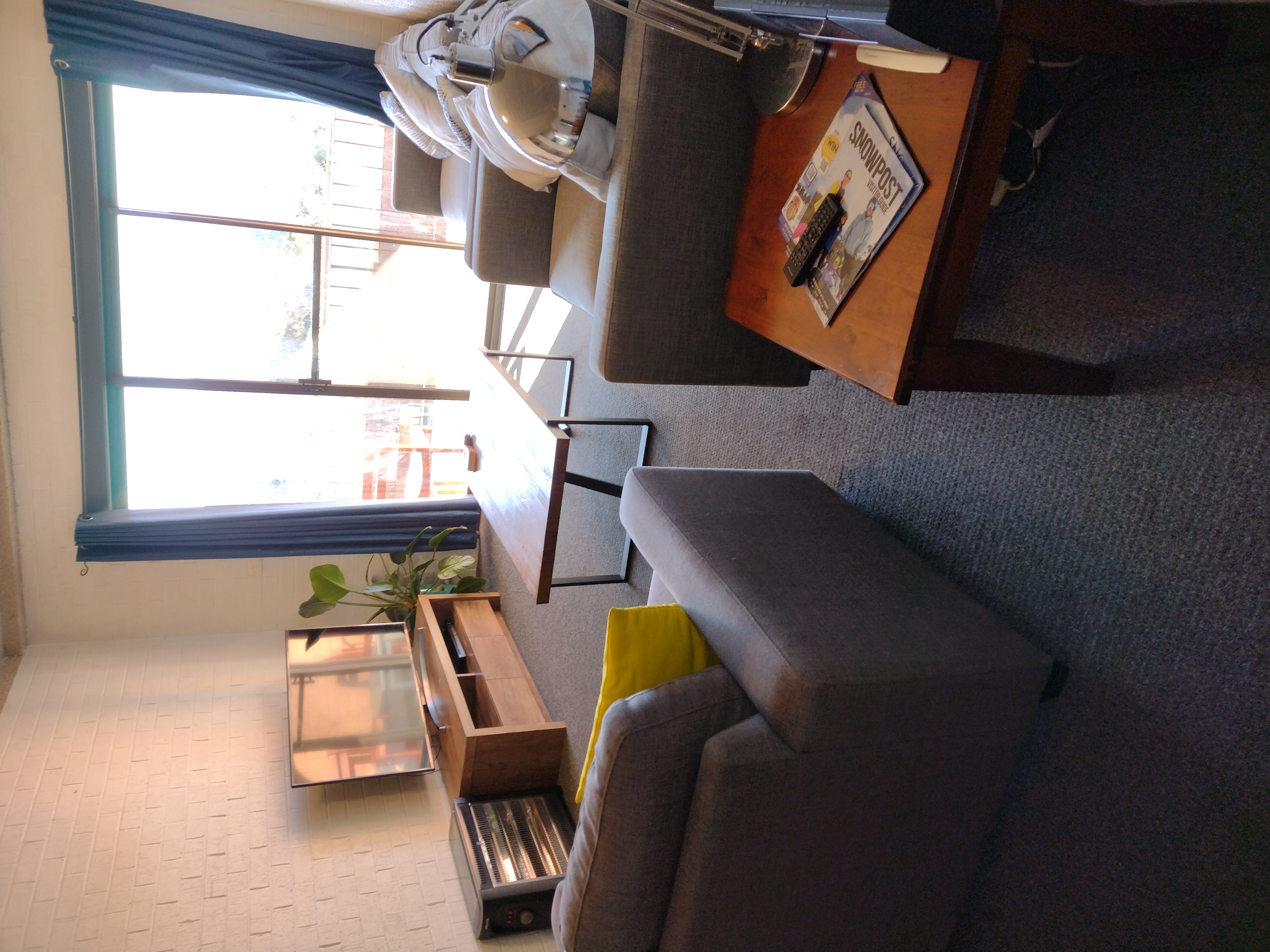 Open Plan Lounge & Dining Area