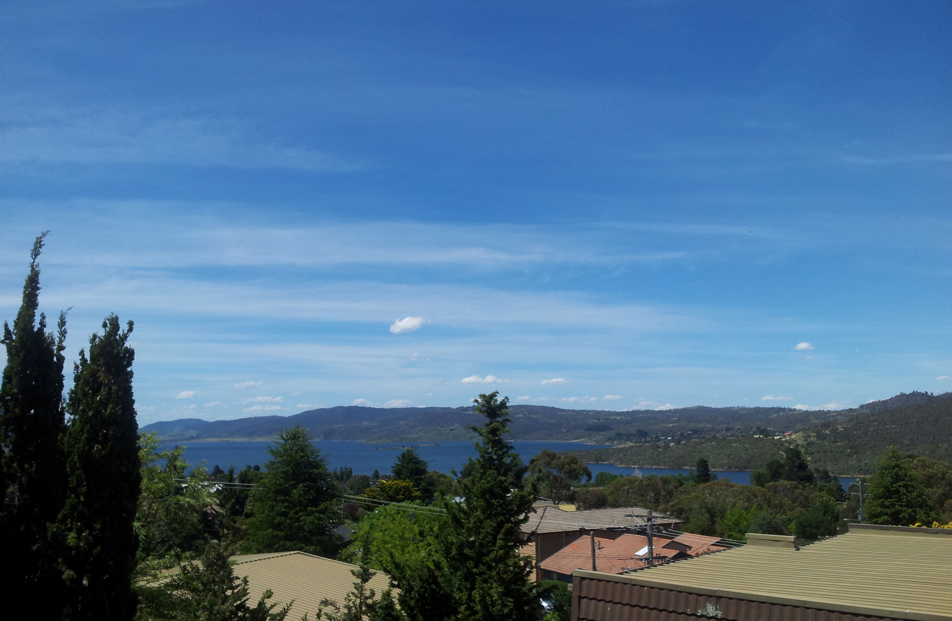 View of Lake Jindabyne on a clear day